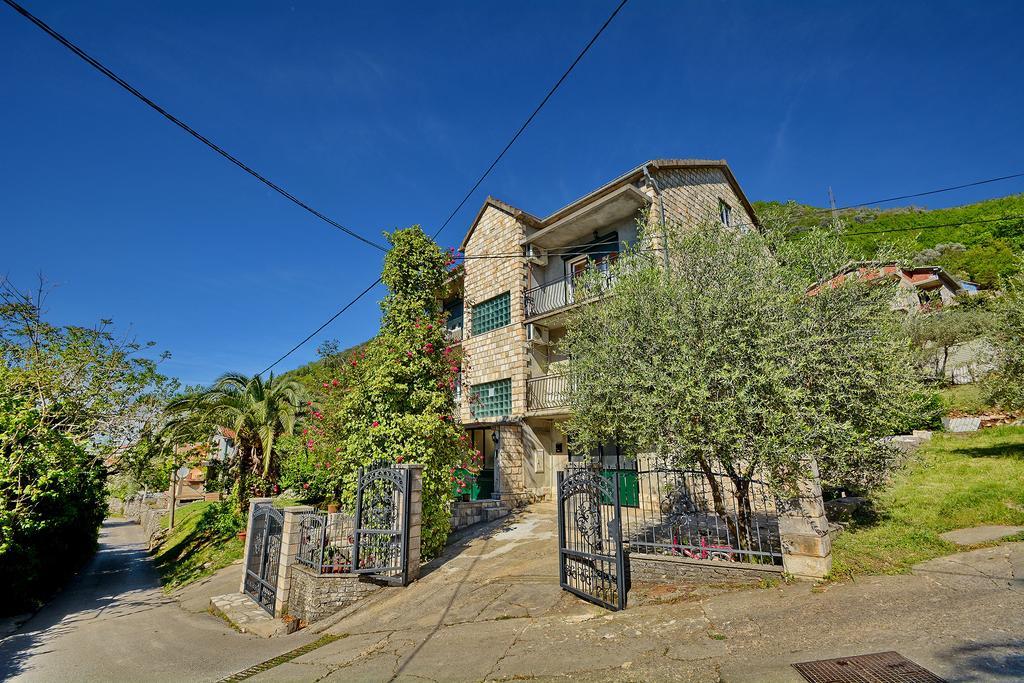 Apartments Dinko Zifra Tivat Luaran gambar