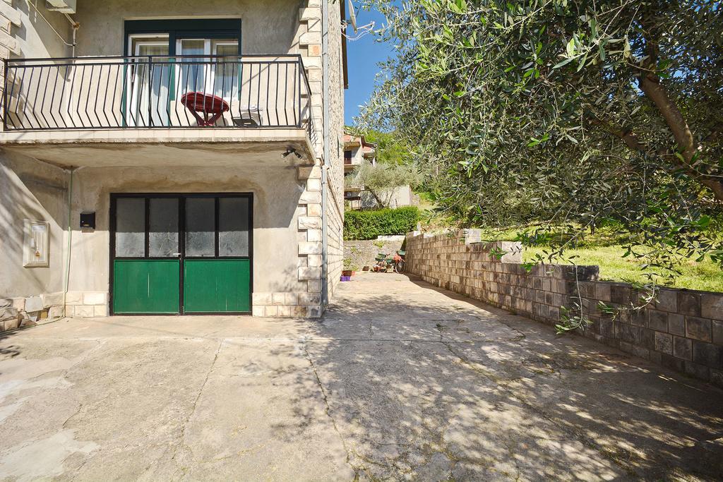 Apartments Dinko Zifra Tivat Luaran gambar